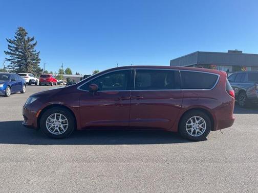 2018 Chrysler Pacifica LX