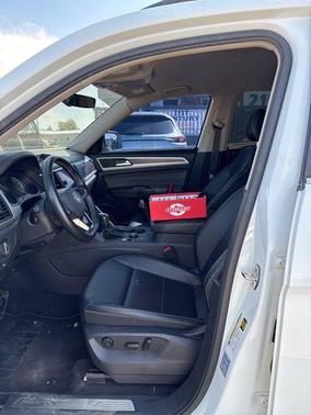 2021 Volkswagen Atlas 3.6L SE w/Technology