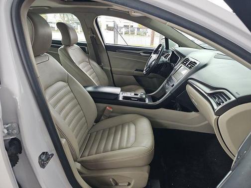 2019 Ford Fusion SEL