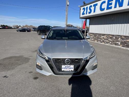 2022 Nissan Altima 2.5 SV