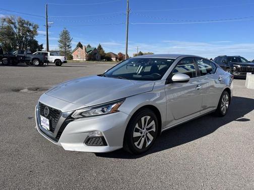 2022 Nissan Altima 2.5 SV