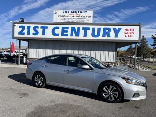 2022 Nissan Altima 2.5 SV