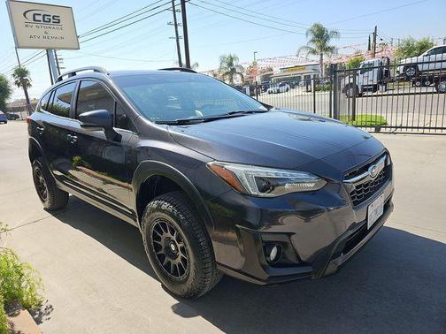 Dark Gray Metallic 2018 Subaru Crosstrek 2.0i Limited