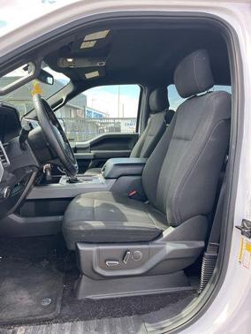 Oxford White 2017 Ford F-150 XLT