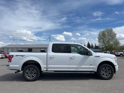 Oxford White 2017 Ford F-150 XLT