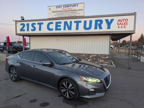 2022 Nissan Altima 2.5 SV