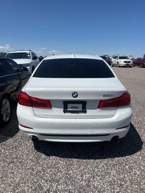 2017 BMW 530 530i