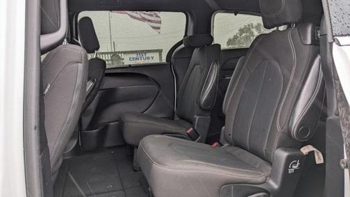 2022 Chrysler Pacifica Touring