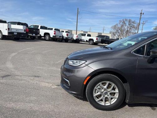2023 Chrysler Pacifica Touring L