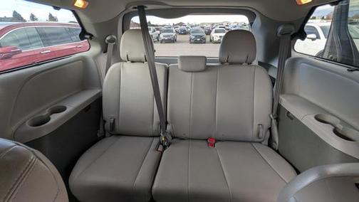 2017 Toyota Sienna XLE