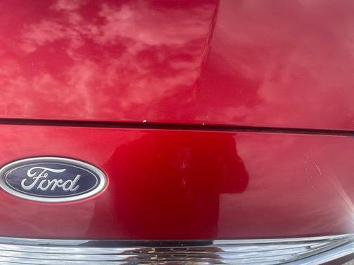 Ruby Red Metallic 2018 Ford Fusion SE