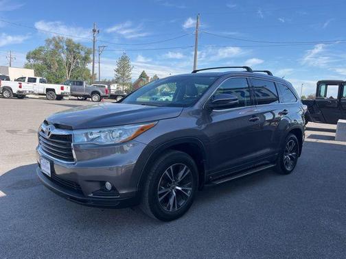 Predawn Gray Mica 2016 Toyota Highlander XLE