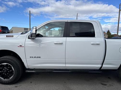 2025 RAM 2500 Laramie Crew Cab 4x4 6'4' Box