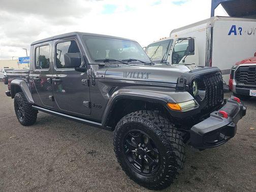 Granite Crystal Metallic Clearcoat 2022 Jeep Gladiator Willys 4x4