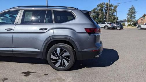 2024 Volkswagen Atlas 2.0T SE w/Technology 4MOTION
