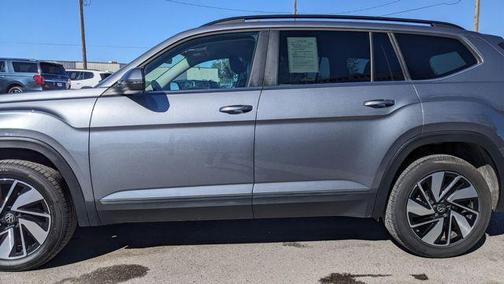 2024 Volkswagen Atlas 2.0T SE w/Technology 4MOTION