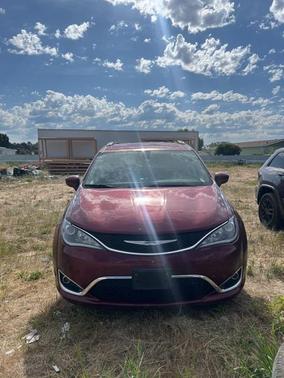 2018 Chrysler Pacifica Touring-L