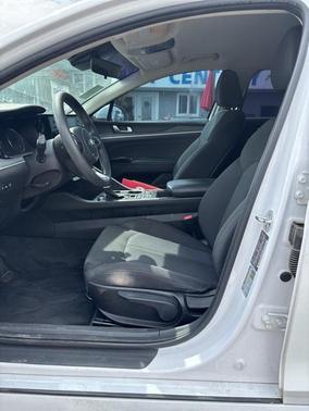 2021 Kia K5 LXS