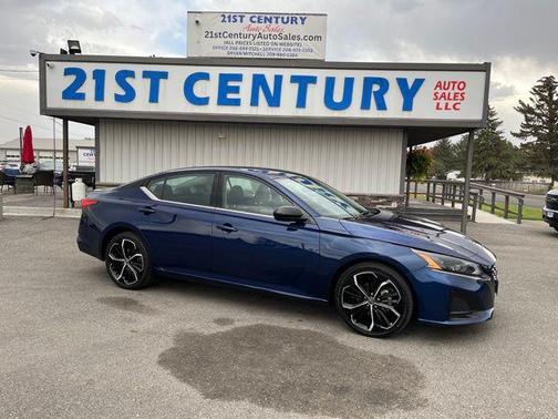 2024 Nissan Altima SR FWD