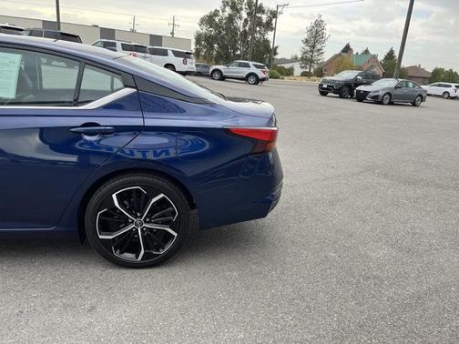 2024 Nissan Altima SR FWD