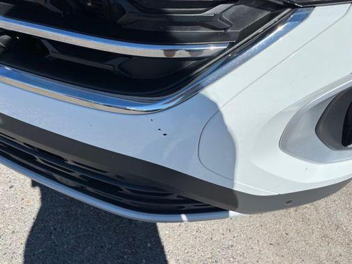 2024 Volkswagen Atlas 2.0T SE w/Technology 4MOTION