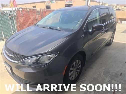 2017 Chrysler Pacifica Touring
