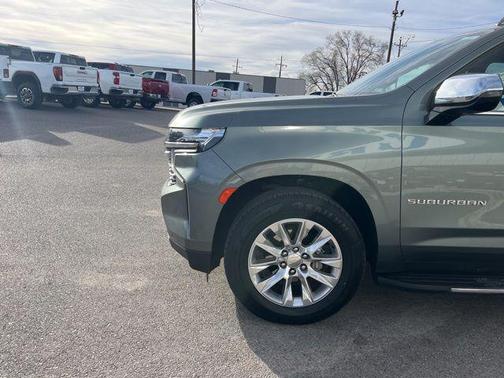 2023 Chevrolet Suburban Premier