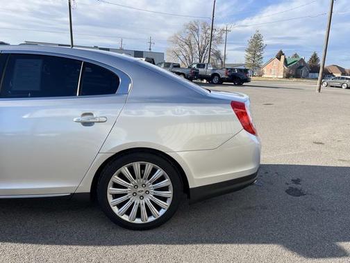 2013 Lincoln MKS Base