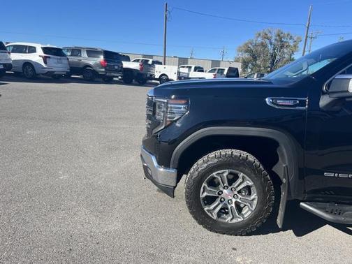 2024 GMC Sierra 1500 SLT