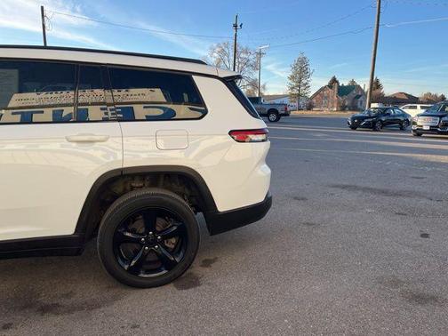 2024 Jeep Grand Cherokee L Altitude
