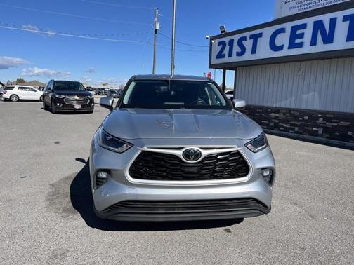 2021 Toyota Highlander LE