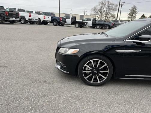 2018 Lincoln Continental Reserve