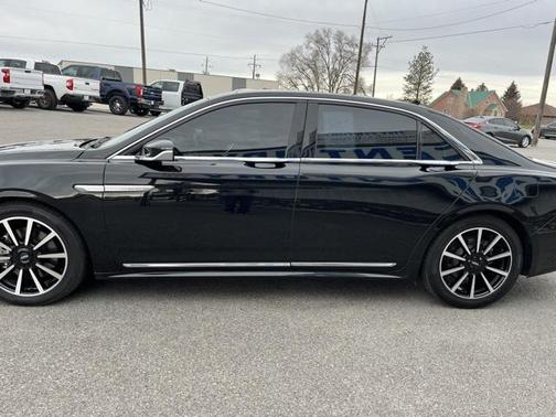 2018 Lincoln Continental Reserve