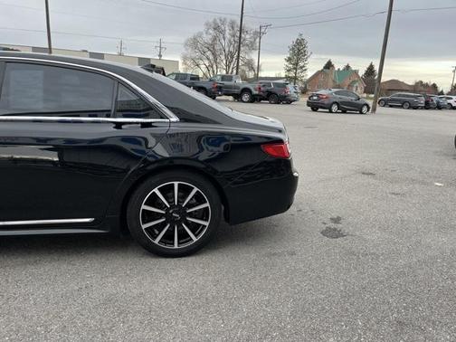 2018 Lincoln Continental Reserve