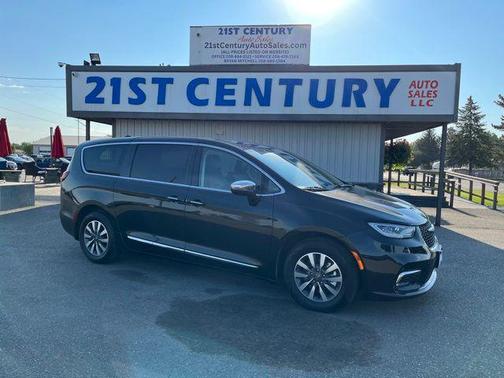 2023 Chrysler Pacifica Hybrid Limited