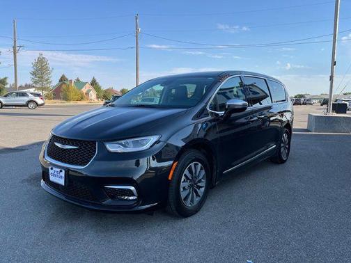 2023 Chrysler Pacifica Hybrid Limited