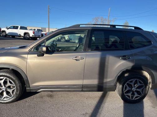2020 Subaru Forester Premium