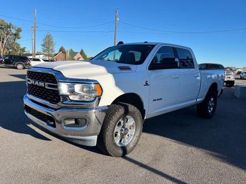 2022 RAM 2500 Big Horn Crew Cab 4x4 6'4' Box