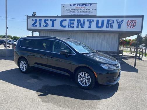 2020 Chrysler Voyager LXI