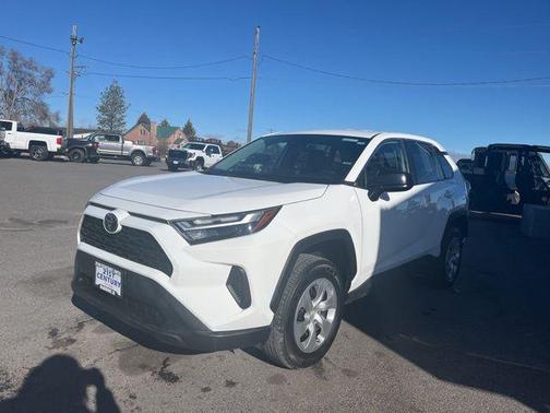 2025 Toyota RAV4 LE