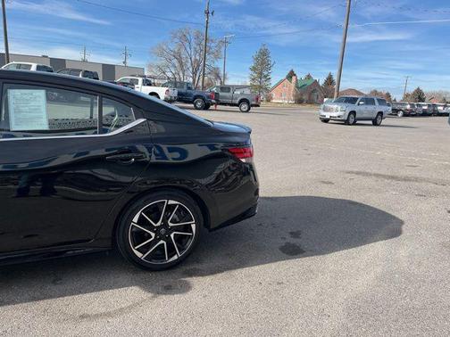 2025 Nissan Sentra SR