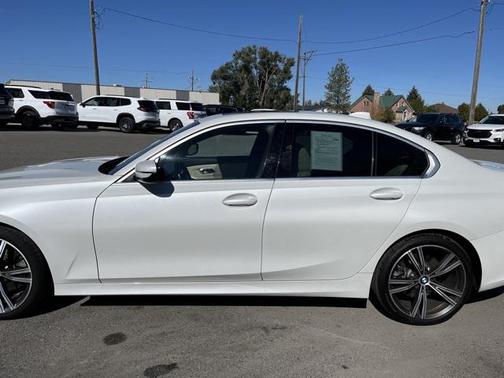 2019 BMW 330 330i