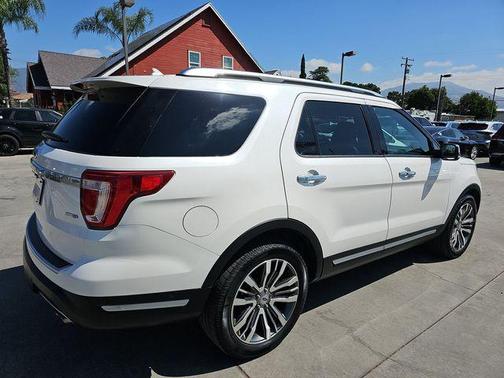 White Platinum Metallic Tri-Coat 2018 Ford Explorer Platinum