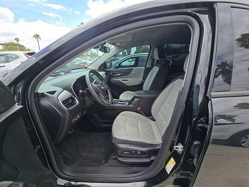 Black Metallic 2019 Chevrolet Equinox LS