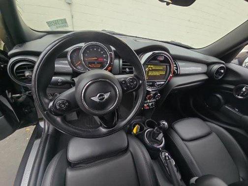 2016 MINI Hardtop Cooper