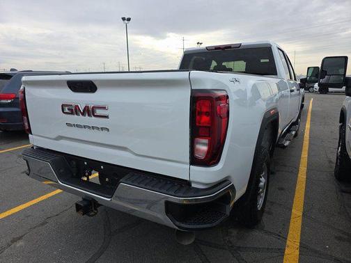 2023 GMC Sierra 2500 Pro
