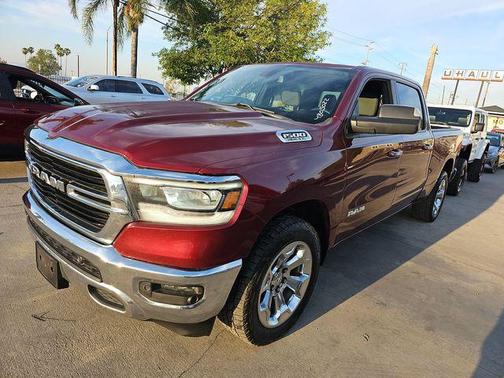 Delmonico Red Pearlcoat 2019 RAM 1500 Big Horn