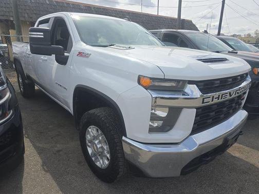 Summit White 2021 Chevrolet Silverado 2500 LT
