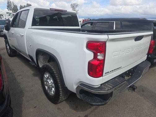 Summit White 2021 Chevrolet Silverado 2500 LT