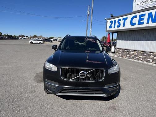 2016 Volvo XC90 T5 Momentum